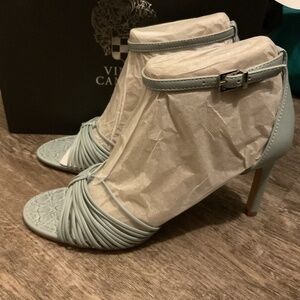 Vince Camuto Blaine Heel Women’s 8.5 NWT